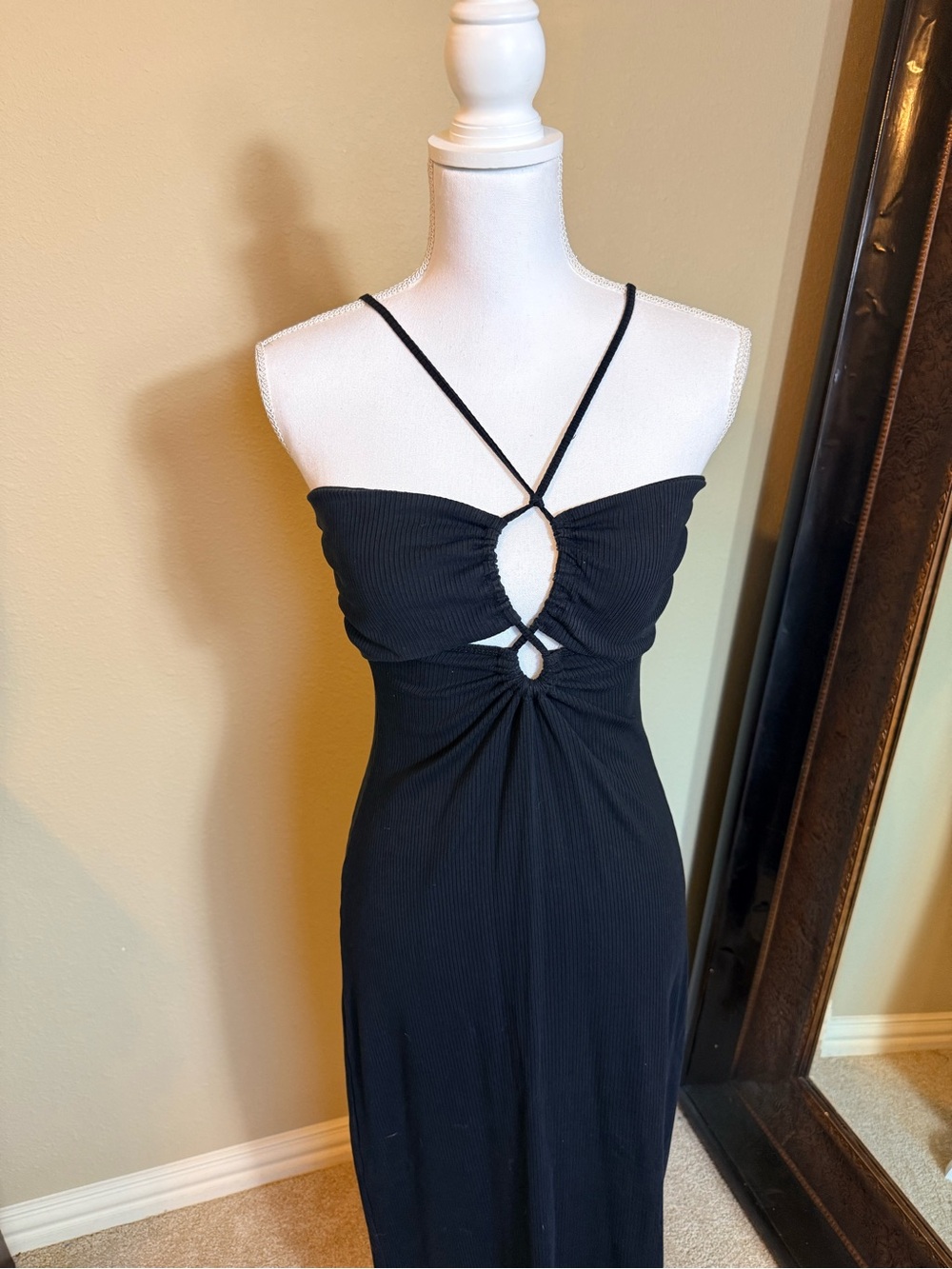 l*space Black Maxi dress with Front Cutout size medium